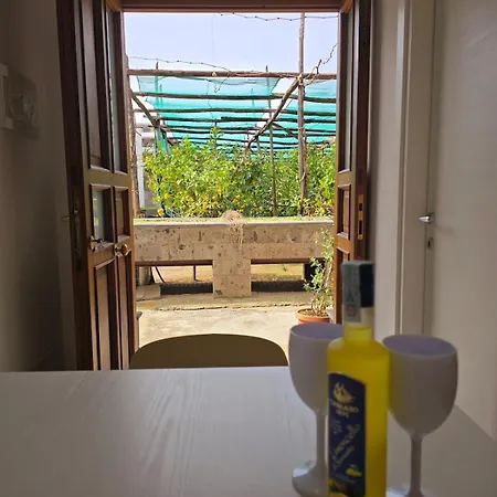 The House In The * Piano di Sorrento